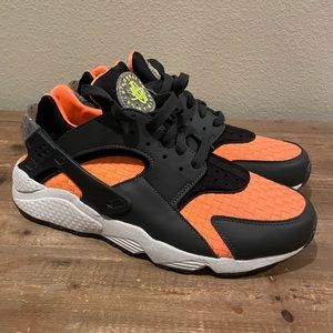 Nike Air Huarache Crater PRM Anthracite Black Atomic Orange - Size 10